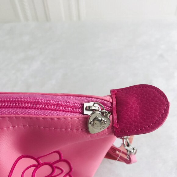 619 Hello Kitty MAKEUP BAG - Picture 4 of 6